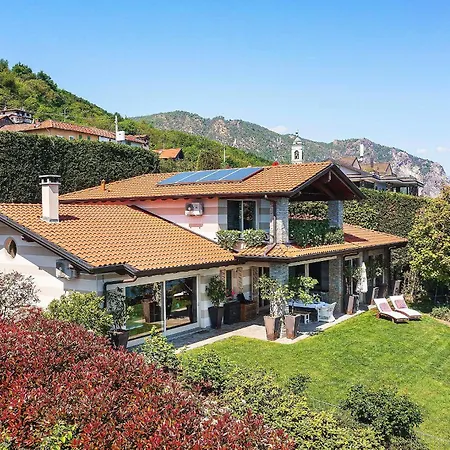 Exquisite With Pool And Views! - Nora Villa Someraro