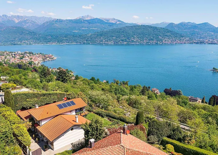 Exquisite With Pool And Views! - Nora Willa Someraro